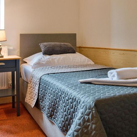 Hotel U Lipy Krusovice Экстерьер фото