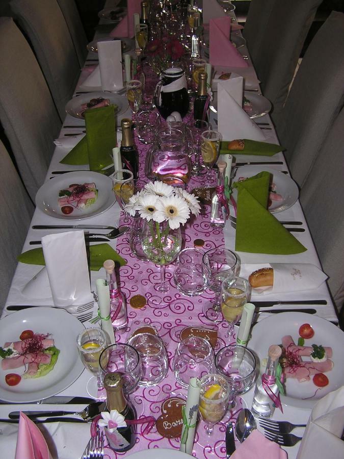 Hotel U Lipy Krusovice Экстерьер фото